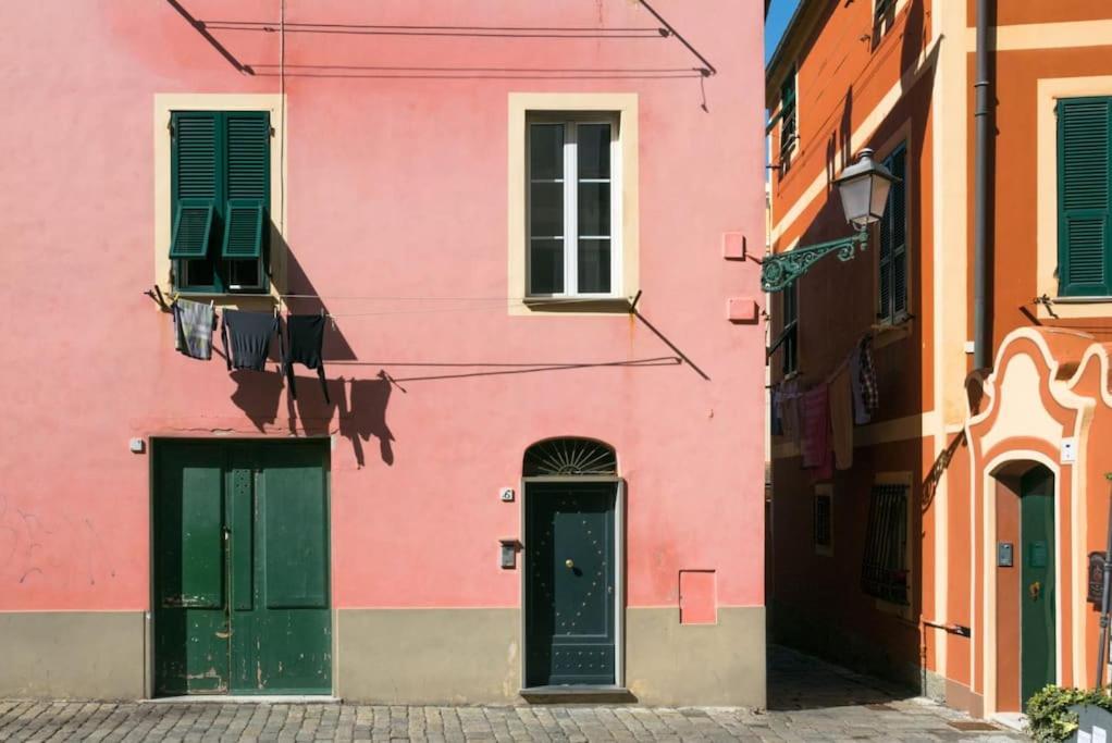 Rosy's House Un Attico A Due Passi Dall'acquario Parking Free * Genua