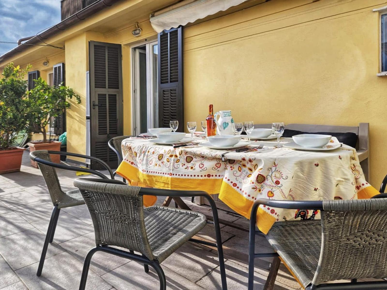 Rosy's House Un Attico A Due Passi Dall'acquario Parking Free *
