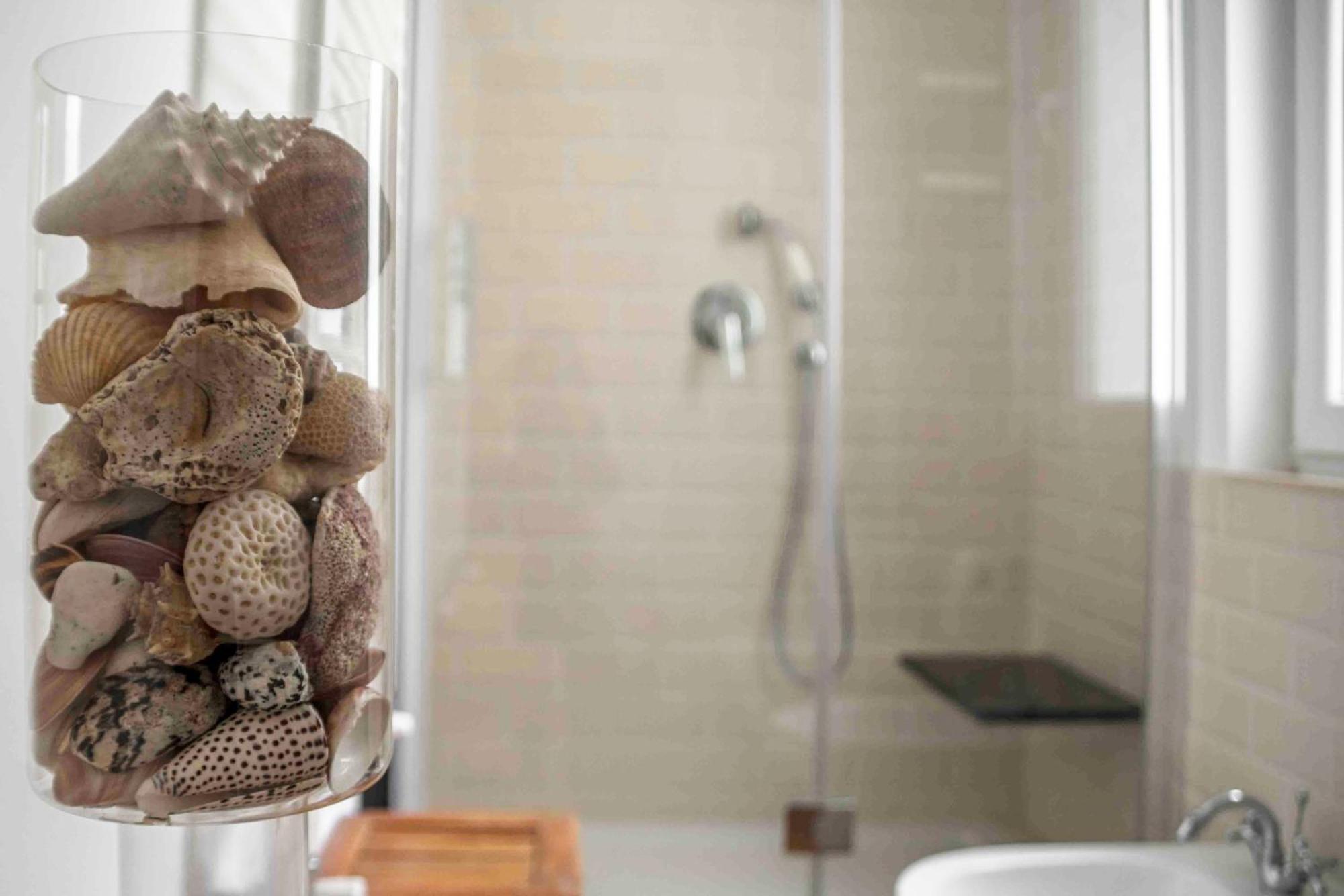 Rosy's House Un Attico A Due Passi Dall'acquario Parking Free Appartement Genua